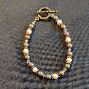 Elegant Brown and Cream Beaded Bracelet